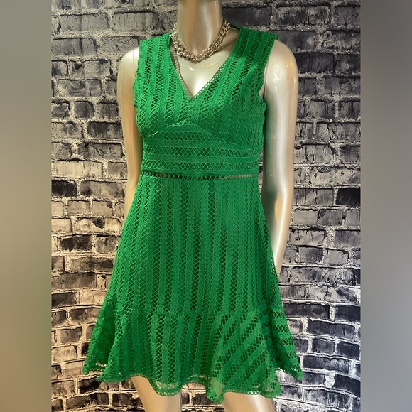 Green Netted 2 Layer Midi Spring Dress - Picture 4 of 9